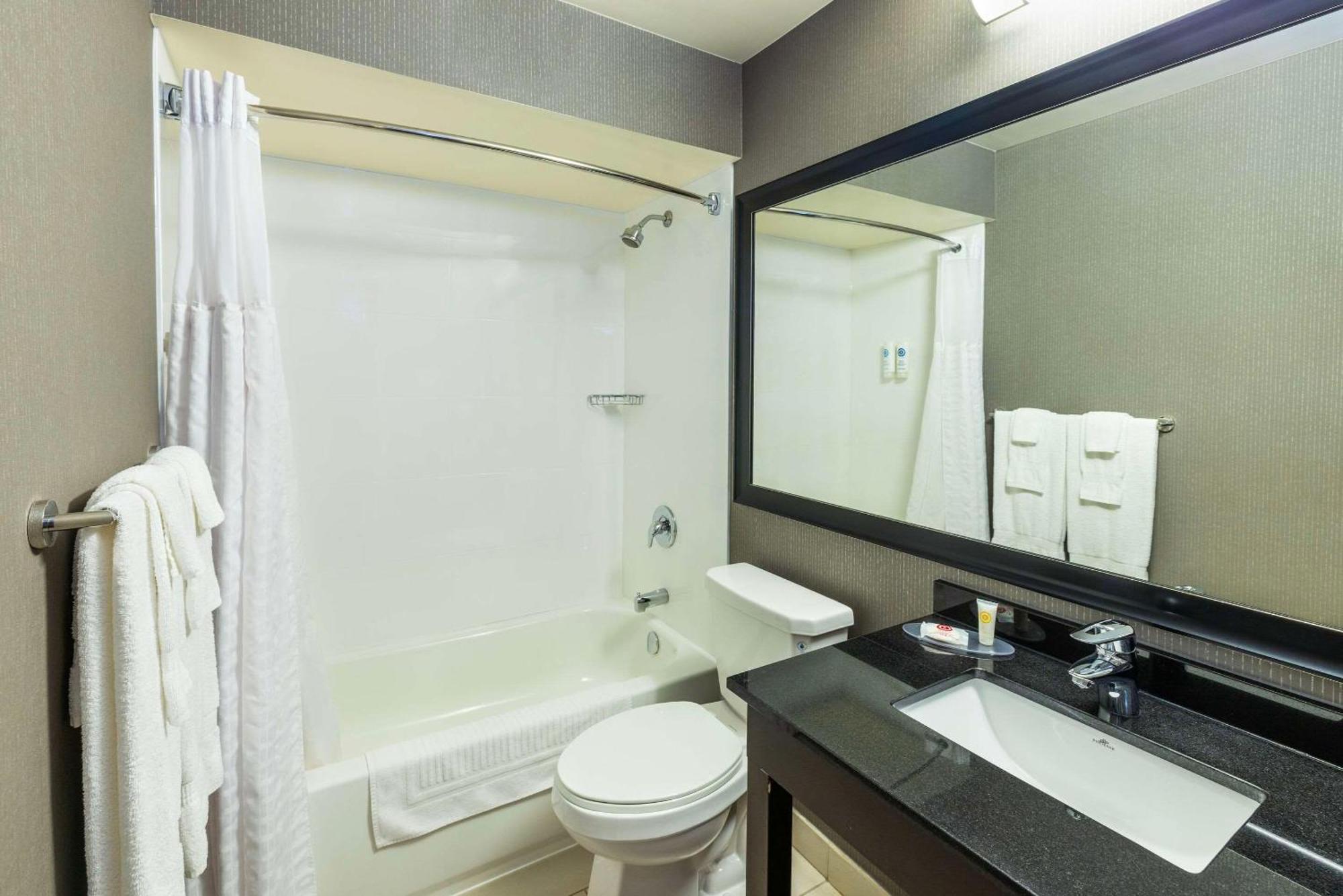 Comfort Inn Amherst Eksteriør billede